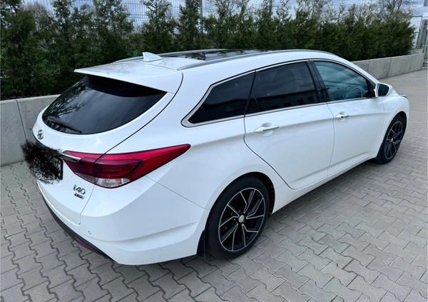 Hyundai i40 cena 59500 przebieg: 148460, rok produkcji 2019 z Chełmża małe 301
